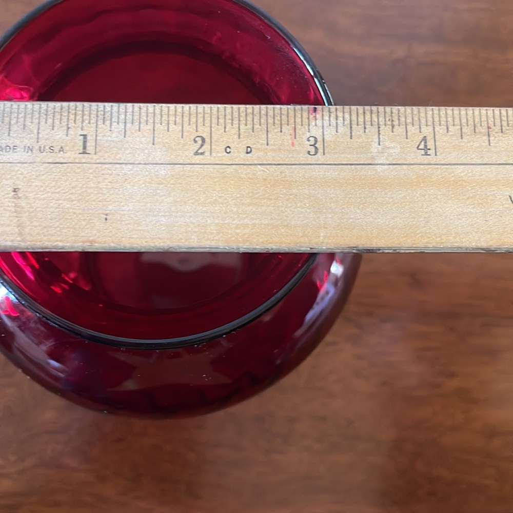 Ruby Red Vase - Picture 3 of 6
